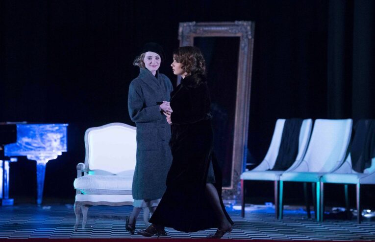 48403069_350877242393245_1721010777239846912_n